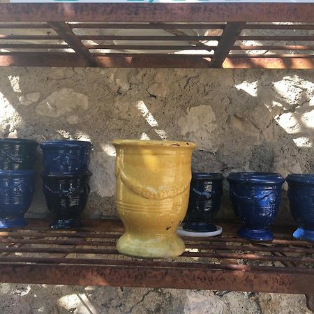 La Figuiere Fontaine De Vaucluse Acomodação com café da manhã Exterior foto